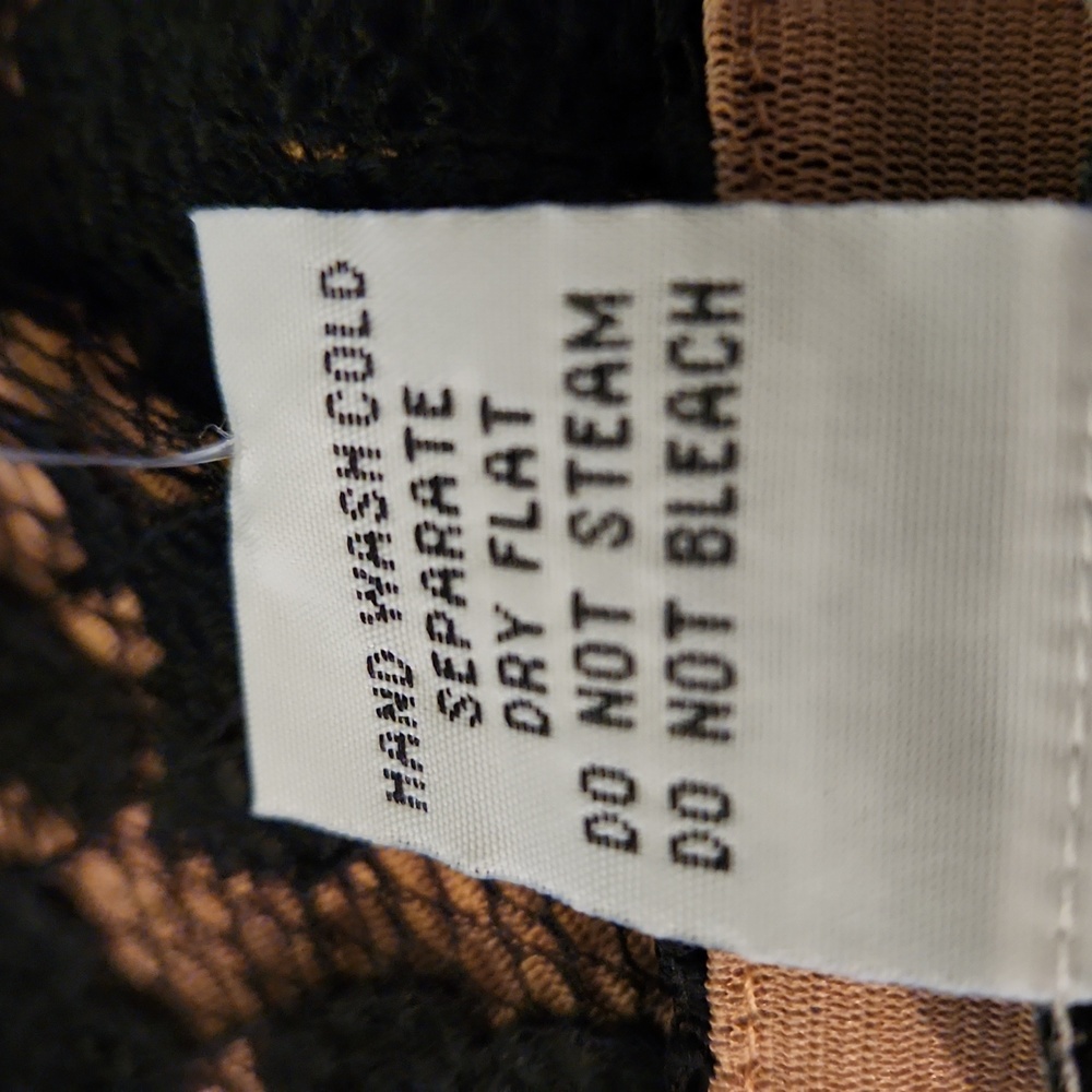 NWT CAbi Black Lace Dress - Size Small - Picture 12 of 16